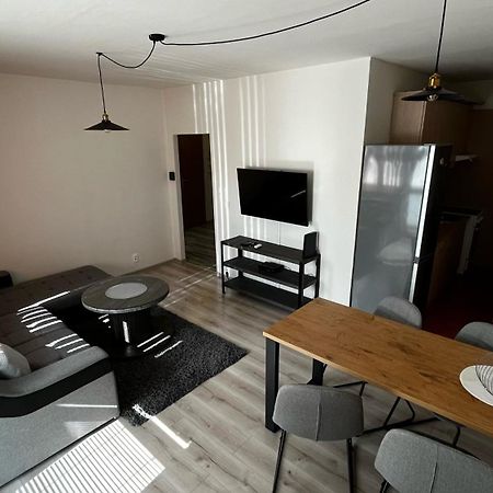 Apartman Bss Trenčín Esterno foto