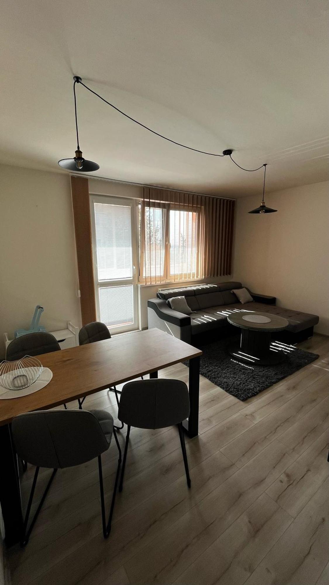 Apartman Bss Trenčín Esterno foto